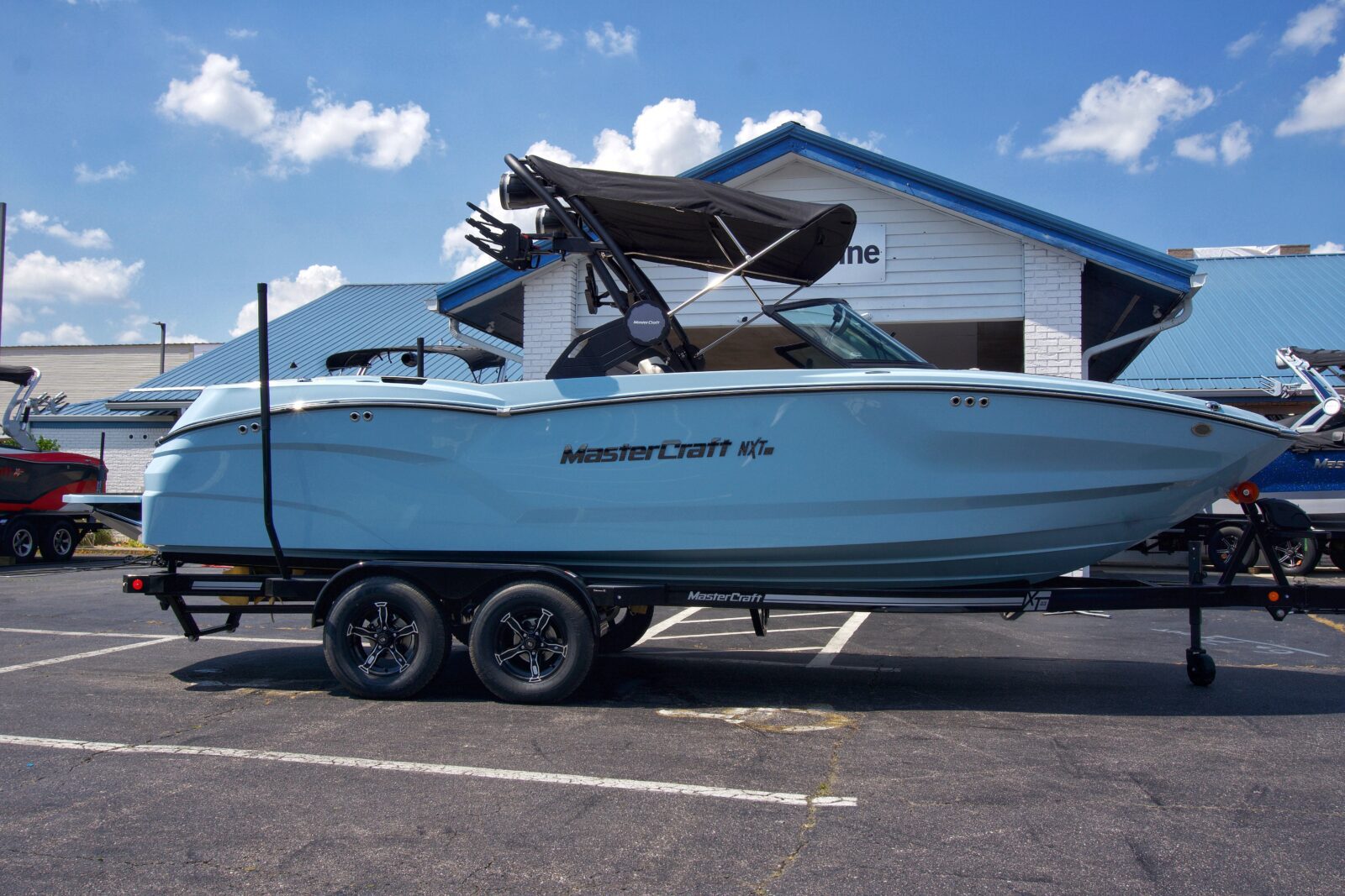 2024 MasterCraft NXT23 [1] 1M24068